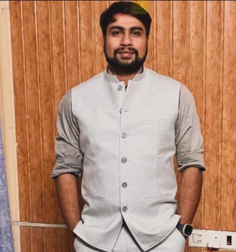 Kabir Arora (Qabeer Jalandhari).