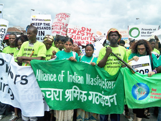 aiw and global alliance at cop17 march